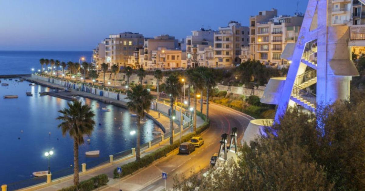 Coral Reef Apartments Сейнт Полс Бей Екстериор снимка