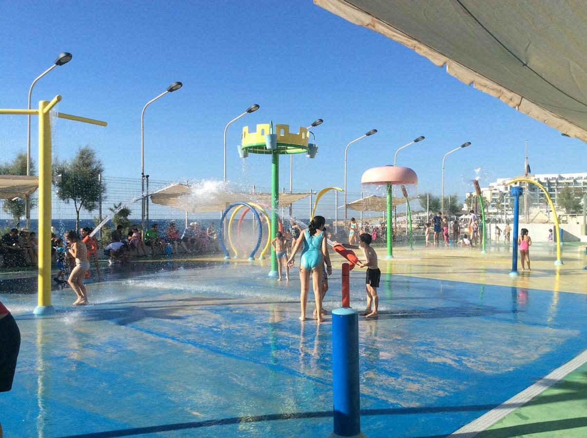 Coral Reef Apartments Сейнт Полс Бей Екстериор снимка