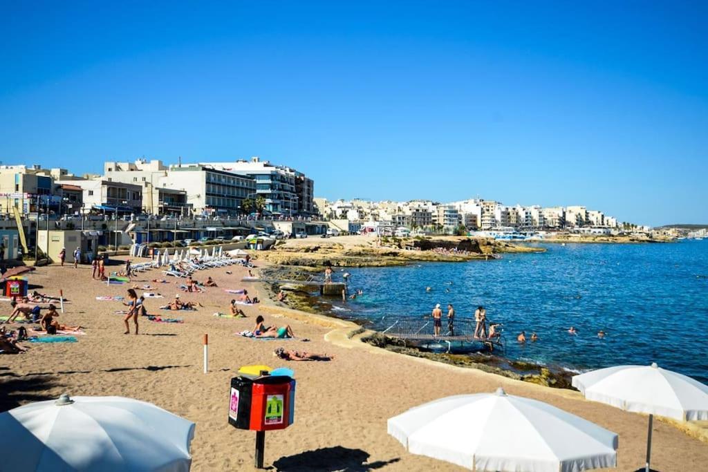 Coral Reef Apartments Сейнт Полс Бей Екстериор снимка