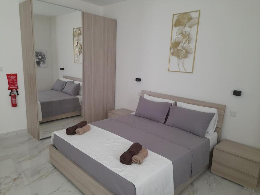 Coral Reef Apartments Сейнт Полс Бей Екстериор снимка