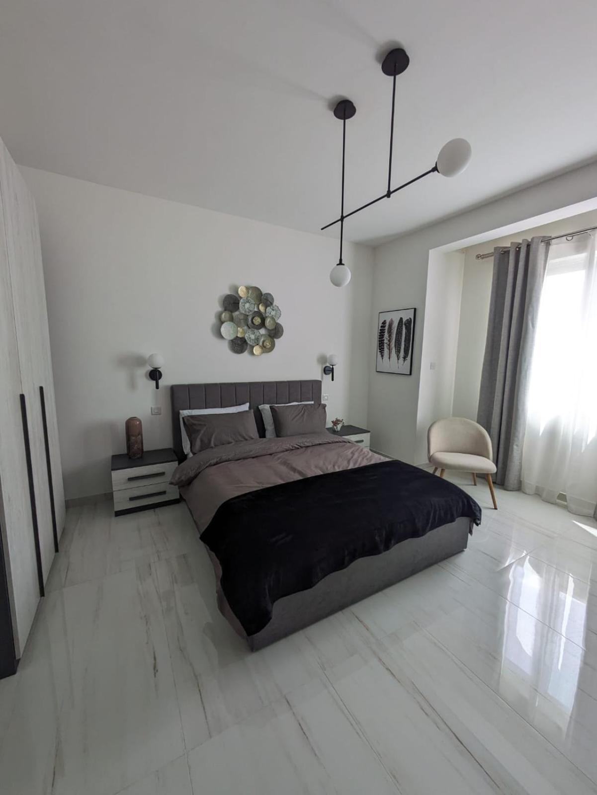 Coral Reef Apartments Сейнт Полс Бей Екстериор снимка